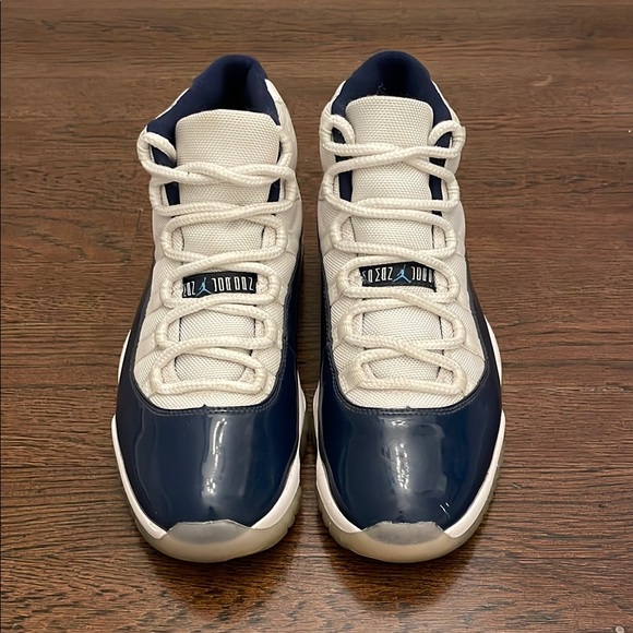 Air Jordan 11 Retro Sneakers Win like 82